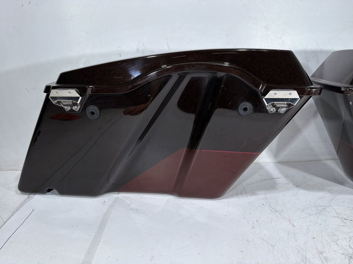 2011 Harley Electra Glide Touring Ultra OEM Left Right Saddlebags Luggage NOKey
