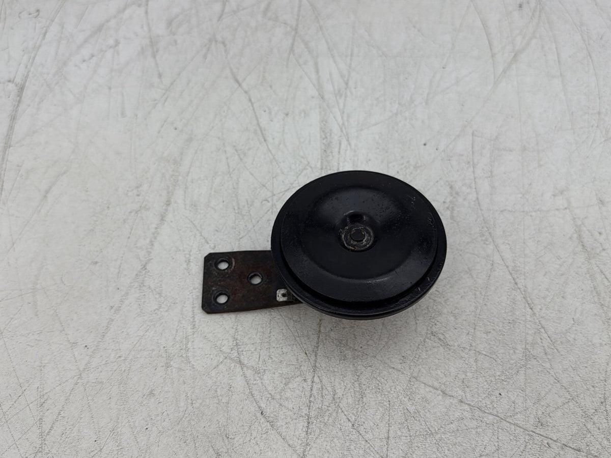 2004 Harley Sportster XL883C 883 Custom OEM Signal Horn Klaxon Beep 69000014