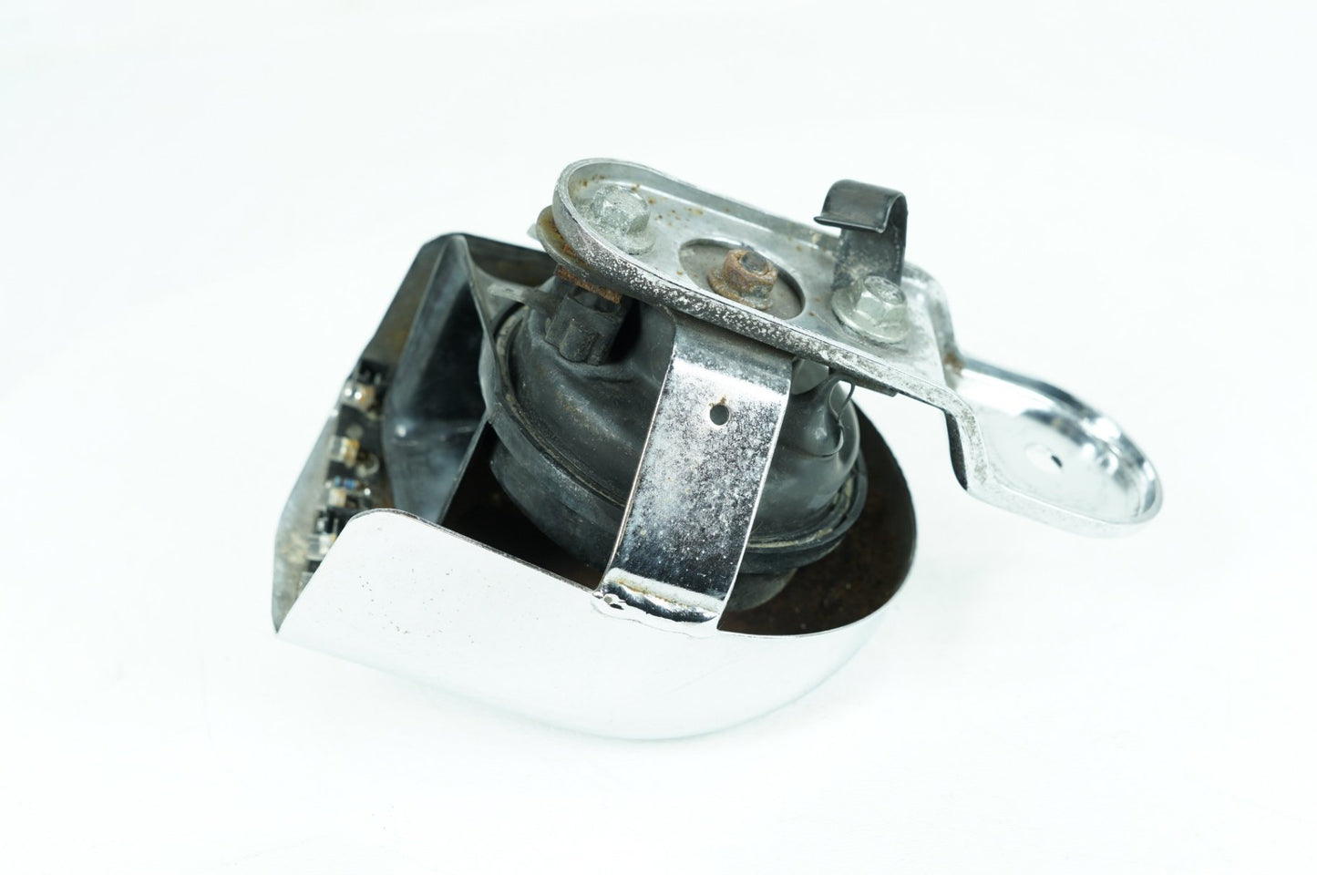 2007 - 2012 Harley-Davidson Touring Electra Glide Horn Signal Klaxon Chrome Cover 69012-93A