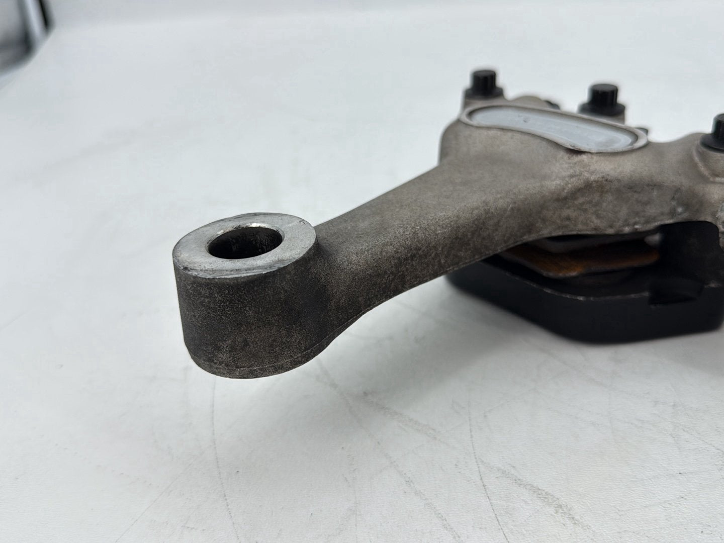 2007 - 2012 Harley-Davidson Touring Electra Glide Ultra Rear Back Brake Caliper 	44080-08