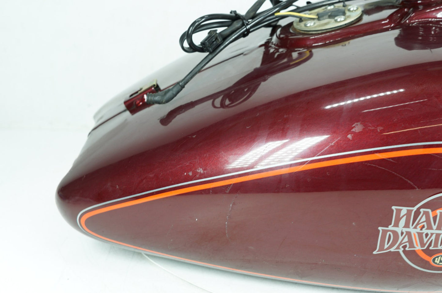 1999 - 2006 Harley-Davidson Touring Electra Glide Fuel Gas Tank Gasoline Reservoir  	61227-98