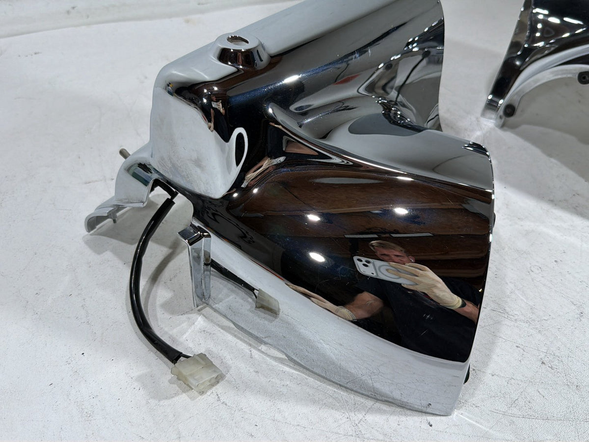 2010 Harley Road King Touring Classic OEM Left & Right Headlamp Nacelle Covers