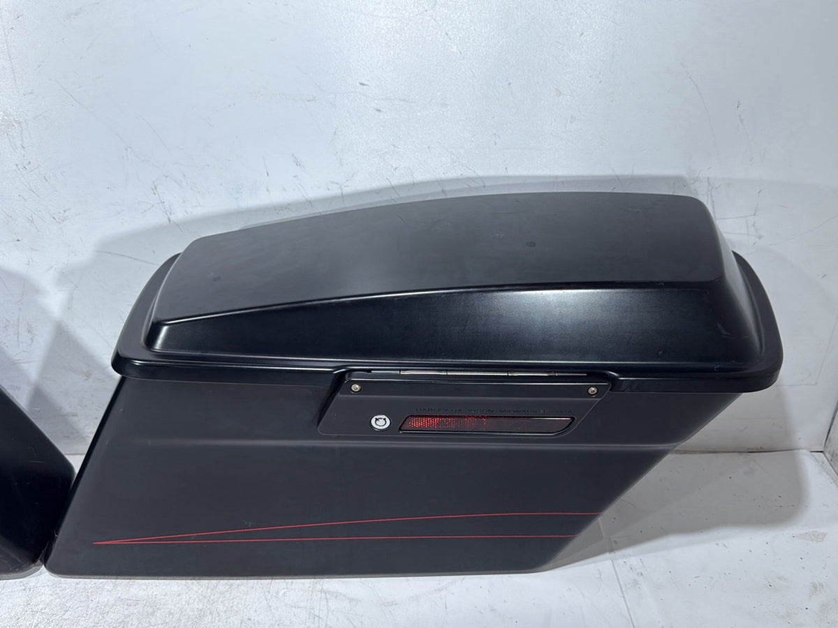 2011 Harley Road Glide Touring FLTRX OEM Left Right Saddlebags Luggage NOKey