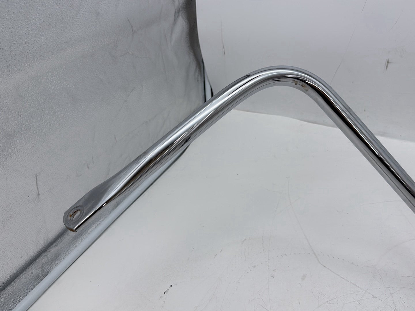 1999 - 2006 Harley-Davidson Touring CVO Screamin Eagle Road King Rear Left Right Saddlebag Guard Rails Bar 49176-97