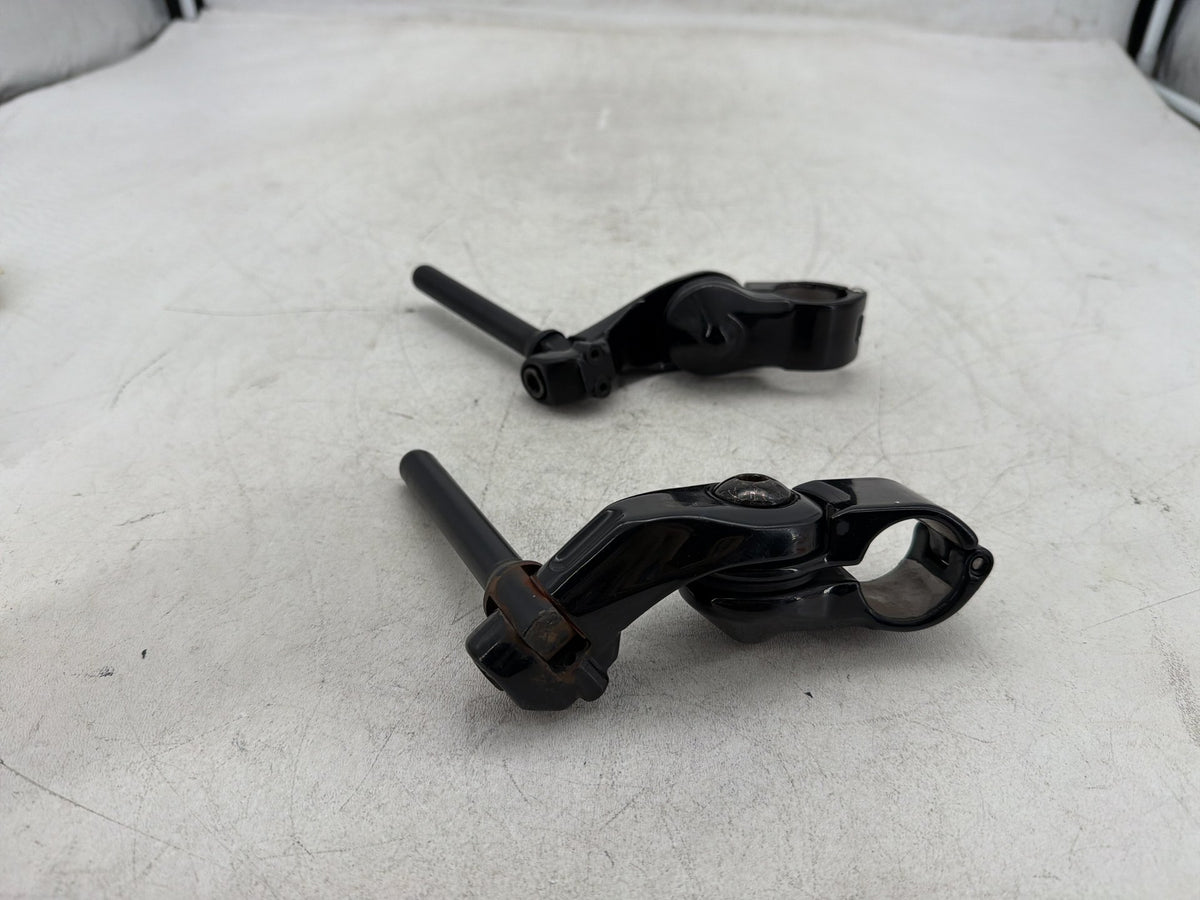 2004 Harley Electra Glide CVO Eagle OEM Left Right Driver Footpeg Bracket Mounts