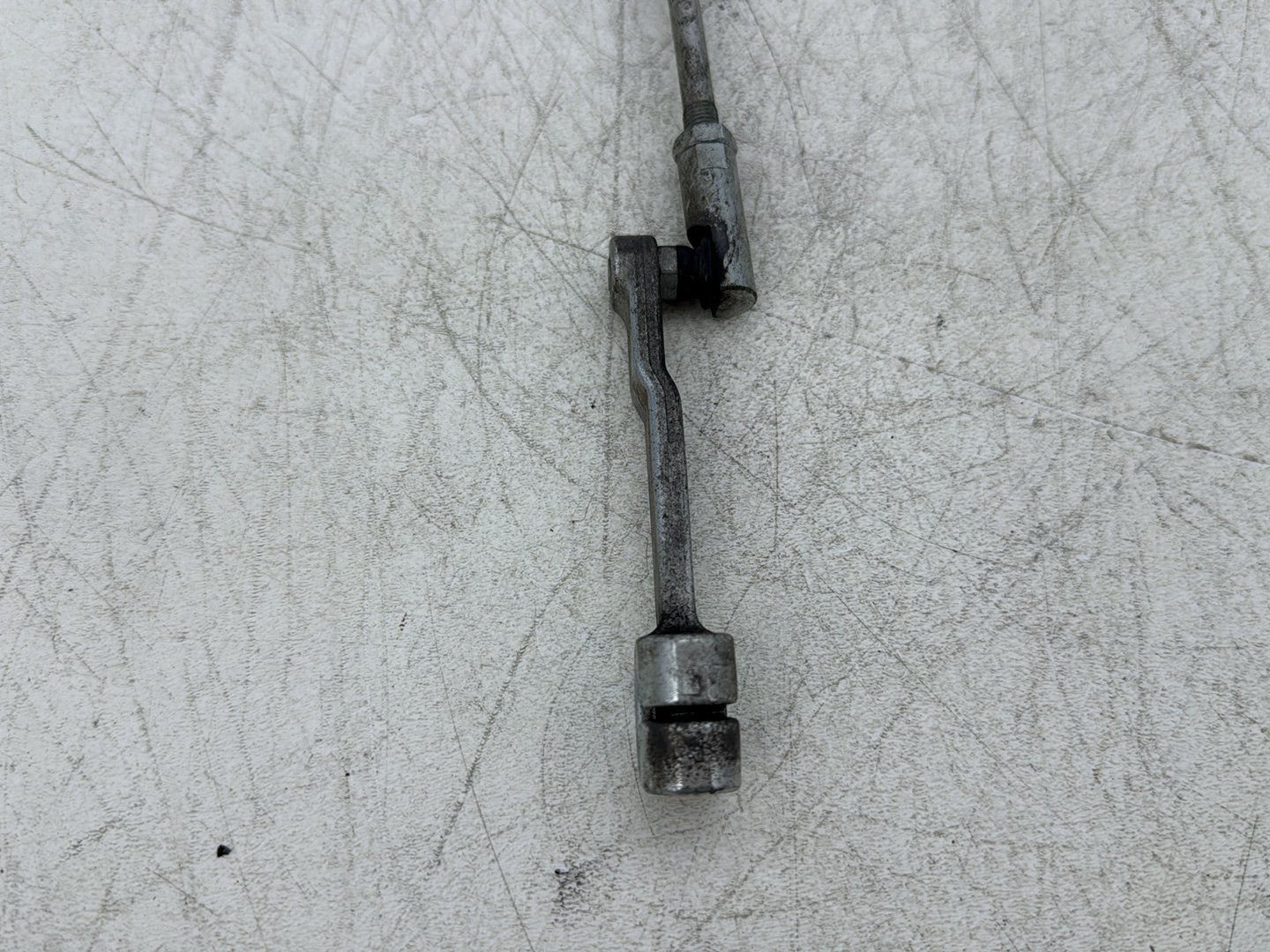 2004 Harley Dyna Super Glide FXDI OEM Gear Shifter Lever w/ Rod linkage