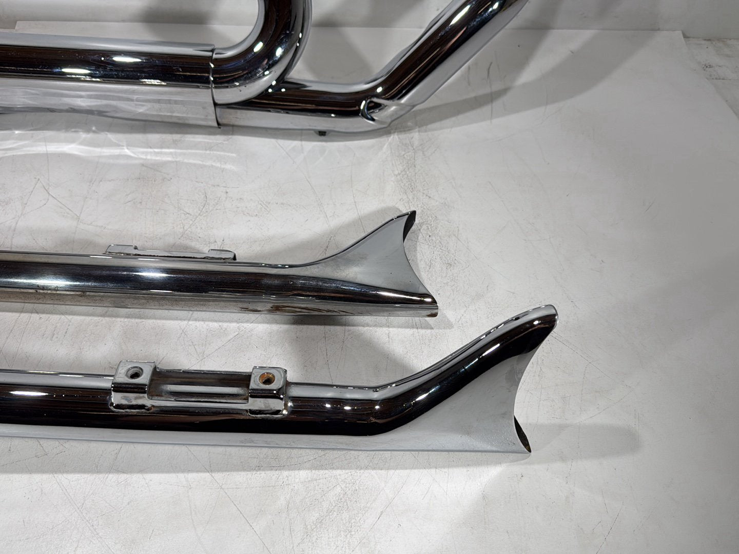 2011 Harley Road King Touring FLHRC Classic OEM Exhaust Header Pipes Muffler