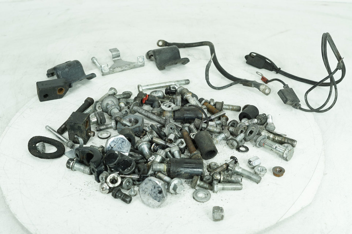 2011 - 2016 Harley-Davidson Touring Road Glide Custom Hardware Bolts Nuts & Brackets