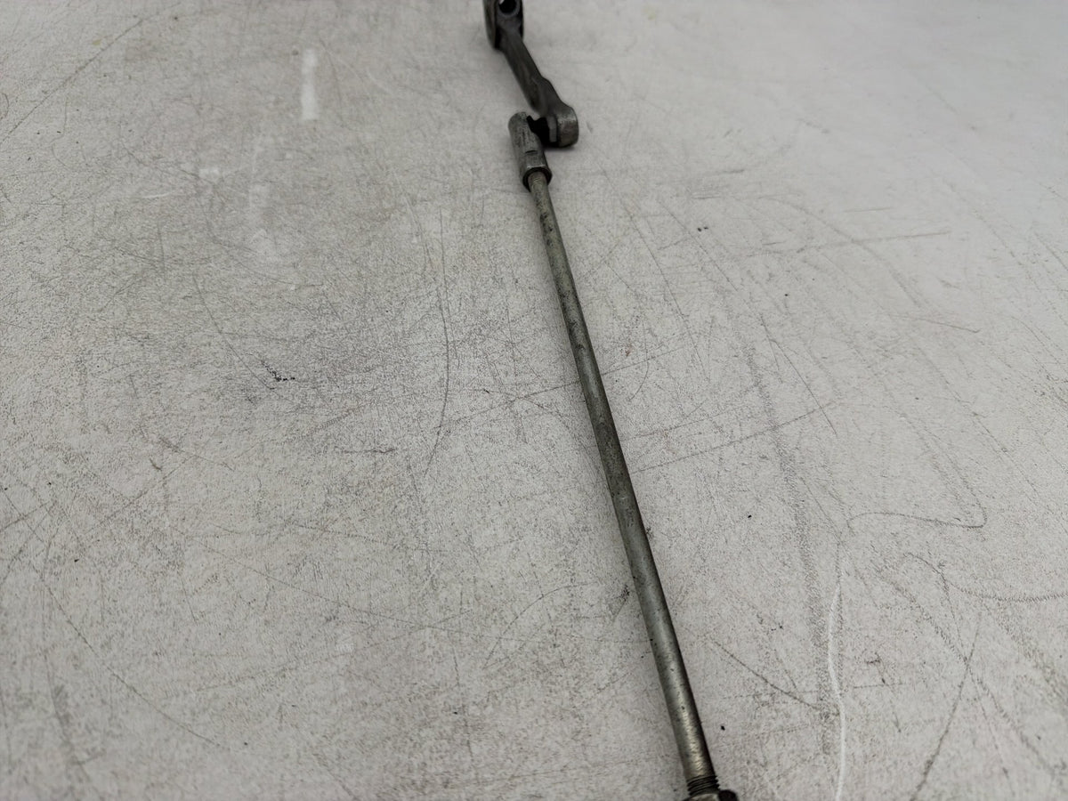 2011 Harley Electra Glide Touring Ultra OEM Gear Shifter Lever w/ Rod linkage