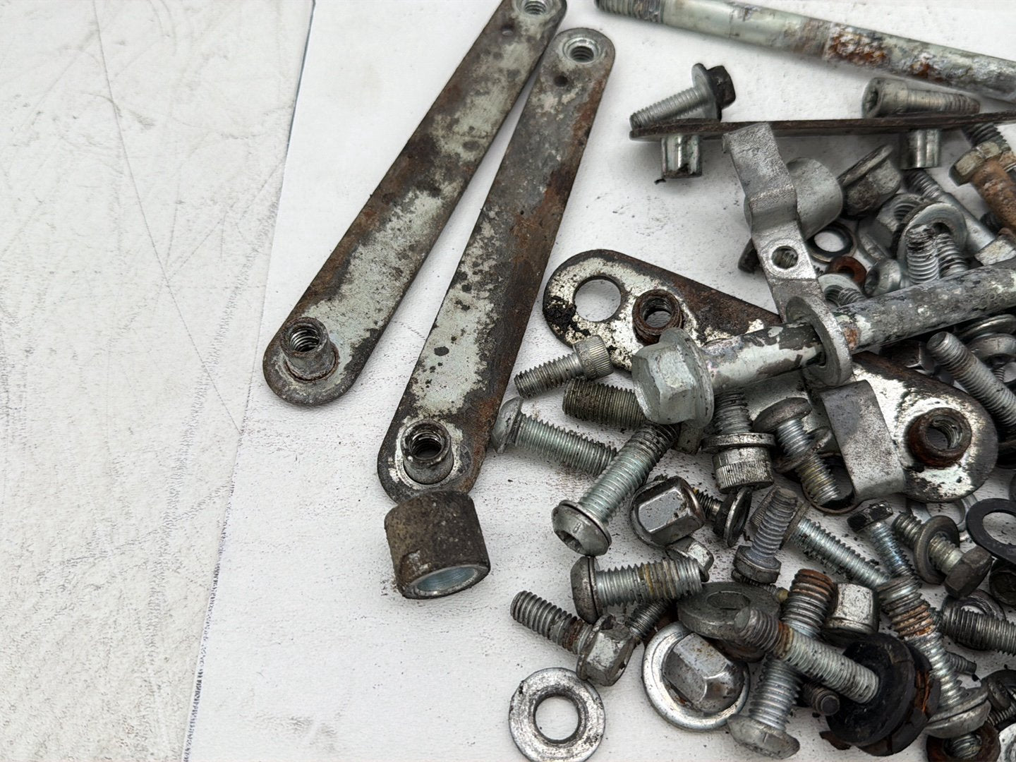 2011 Harley Heritage Softail Classic FLSTC OEM Hardware Bolts Nuts & Brackets