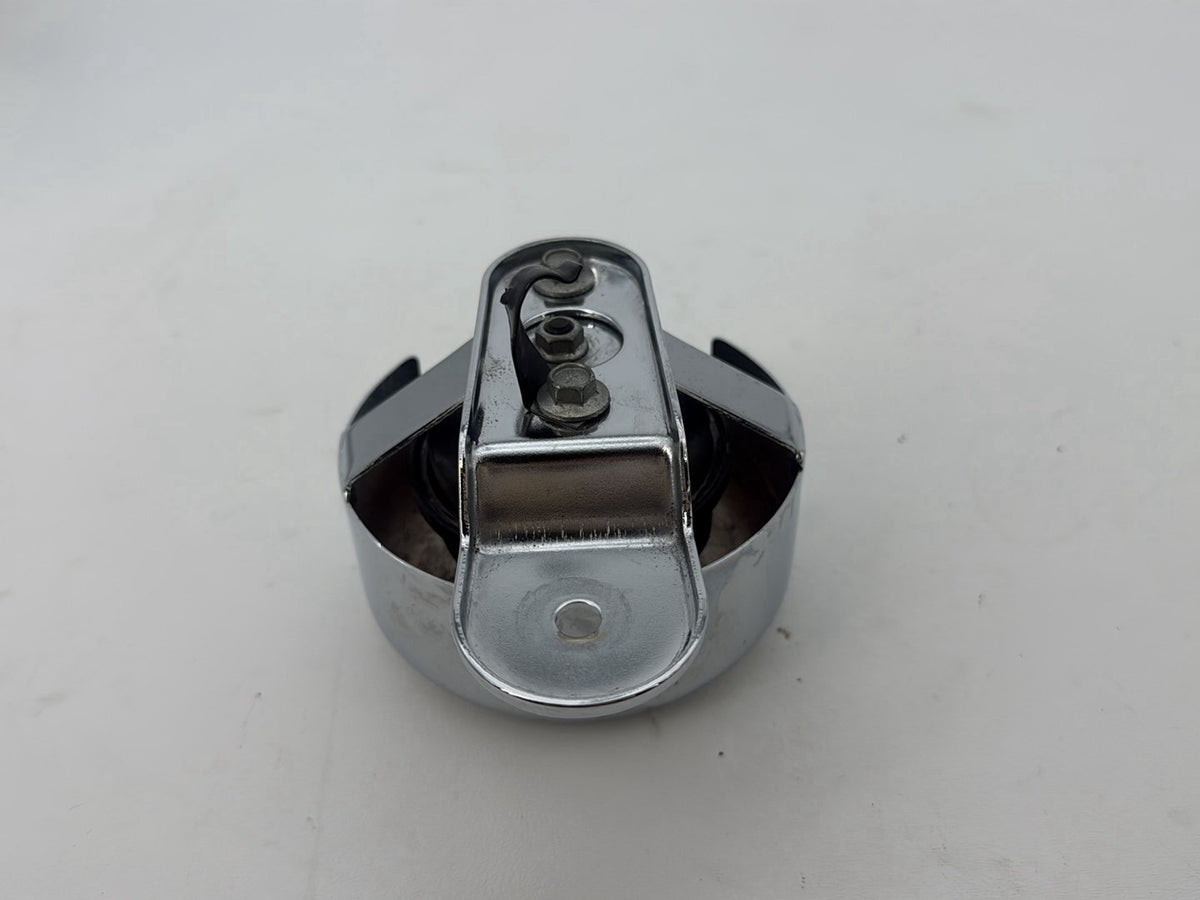 2011 Harley Road King Touring FLHRC Classic Horn Signal Klaxon Chrome Cover