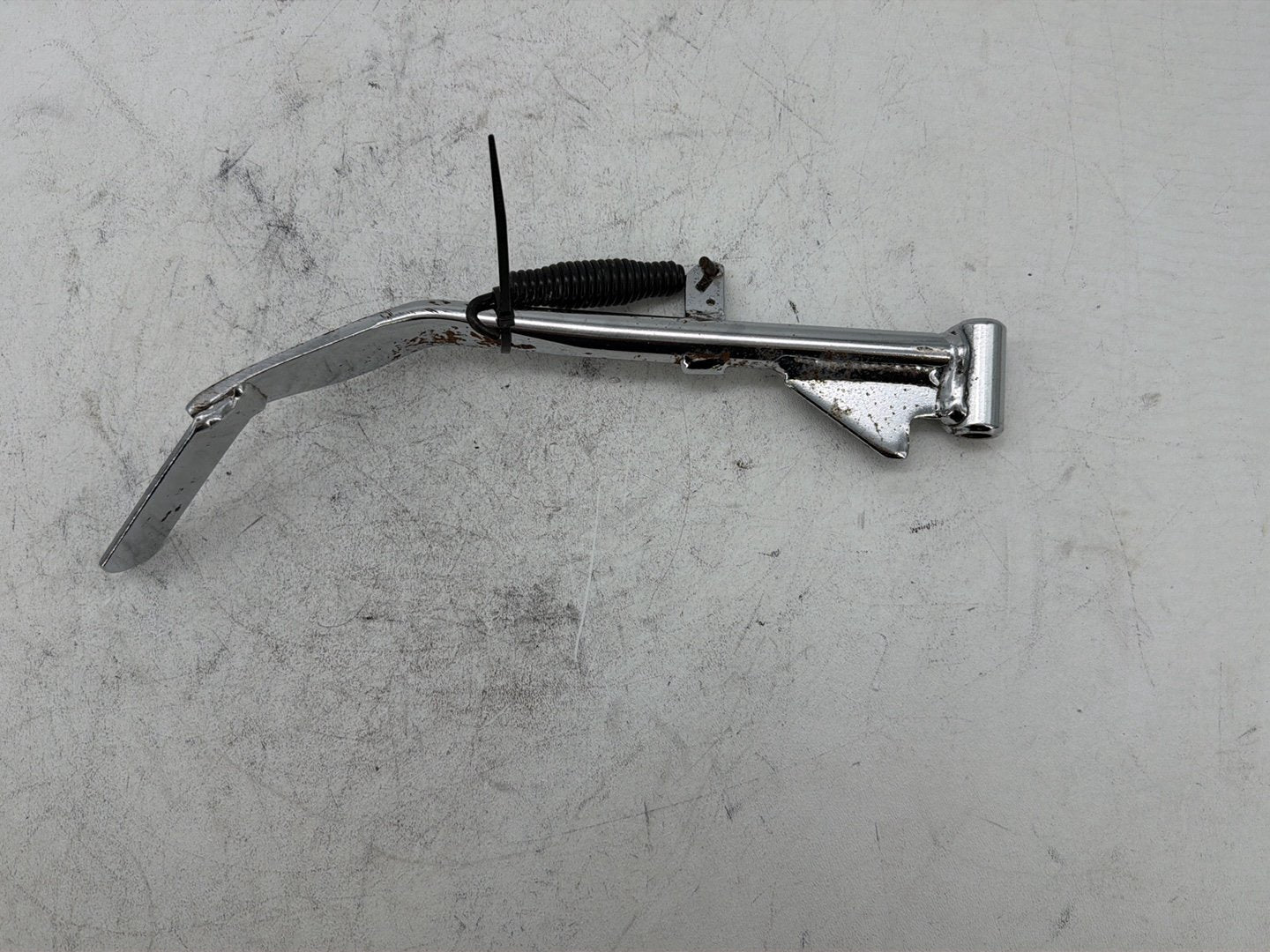 2006 Harley Sportster 1200 Custom XL1200C OEM Left Side Jiffy Kick Stand & Spring