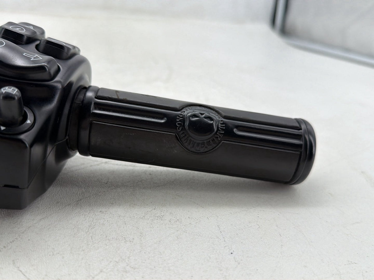 2018 Harley Road Glide Touring FLTRXS OEM Right Engine Start Kill Switches Controls