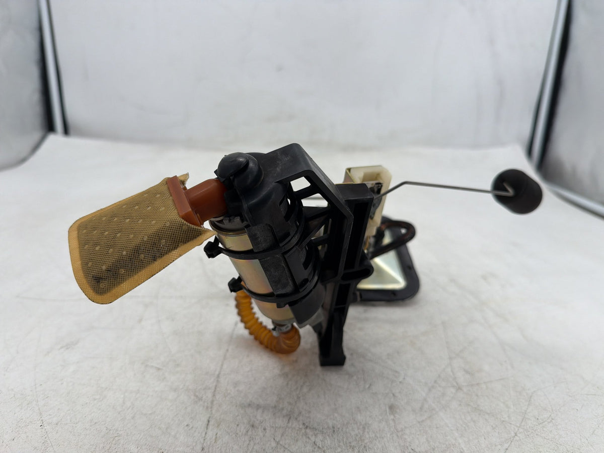 2004 Harley Heritage Softail Classic OEM Fuel Pump Gas Gasoline Petrol Sending