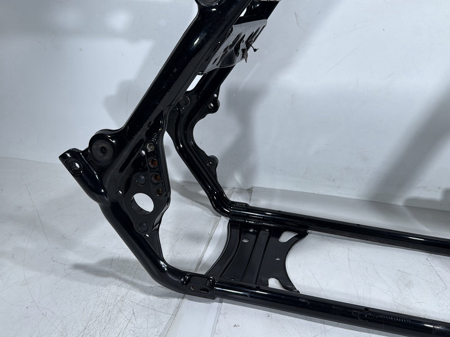 11 Harley Road King Touring Classic Body Main Frame Chassis CLN CLR-BENT Leg-