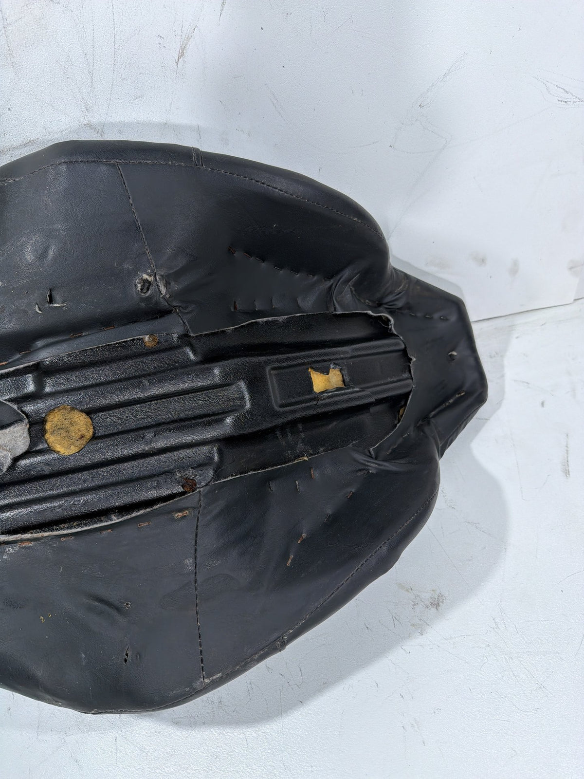 2004 Harley Electra Glide Touring Ultra OEM Passenger Rider Driver Seat Saddle