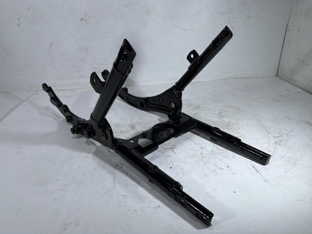 2011 Harley Electra Glide Touring OEM Rear Back Sub Frame Rail Bar 48079-09BHP