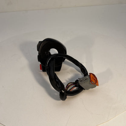1984 - 1998 Harley-Davidson Touring Road King Police Left Turn Signal Headlight Switches Controls 71515-08
