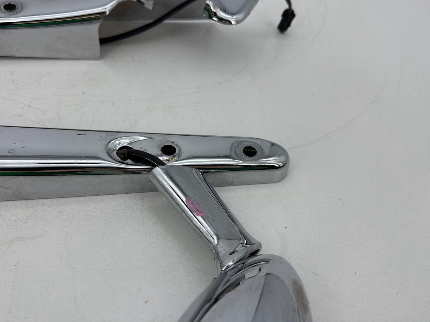 2009 Harley Sportster XL1200C 1200 Custom OEM Rear Left Right Fender Struts Bracket & Turn Signal