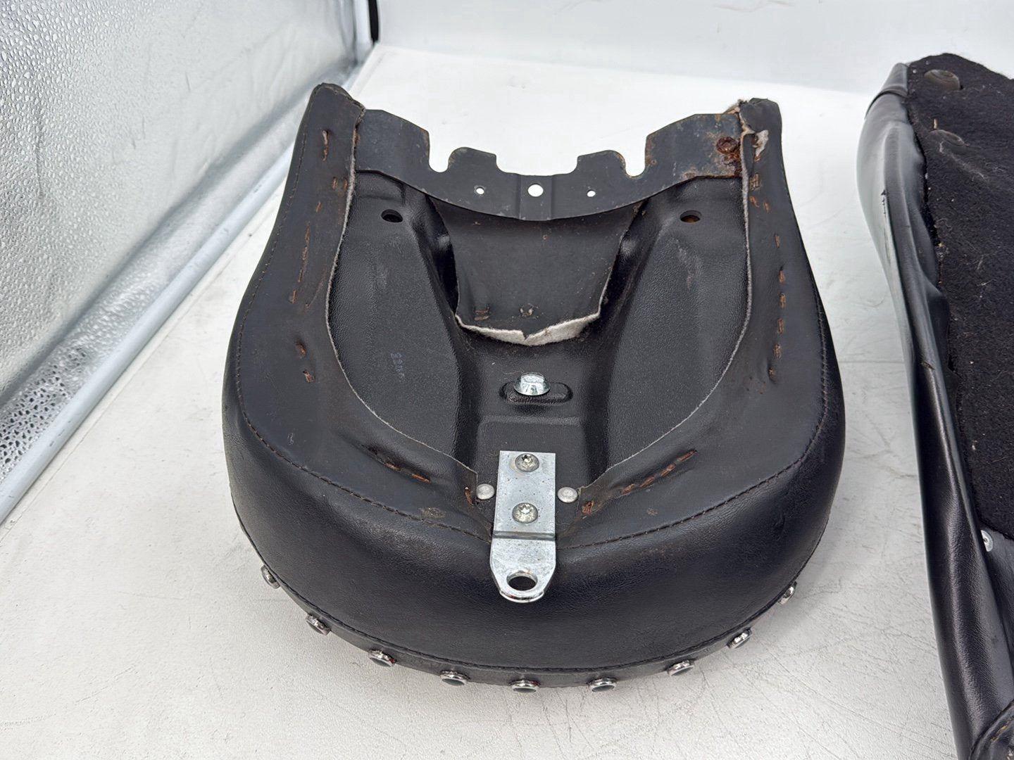 2006 Harley Touring FLHRI Road King OEM Passenger Driver Seat Saddle Le Pera