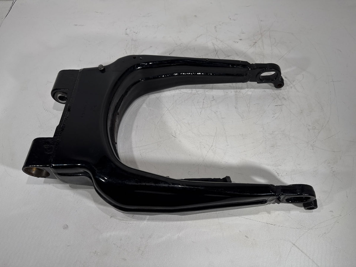 2014 Harley Electra Glide Touring Ultra OEM Rear Fork Swingarm Swing Arm