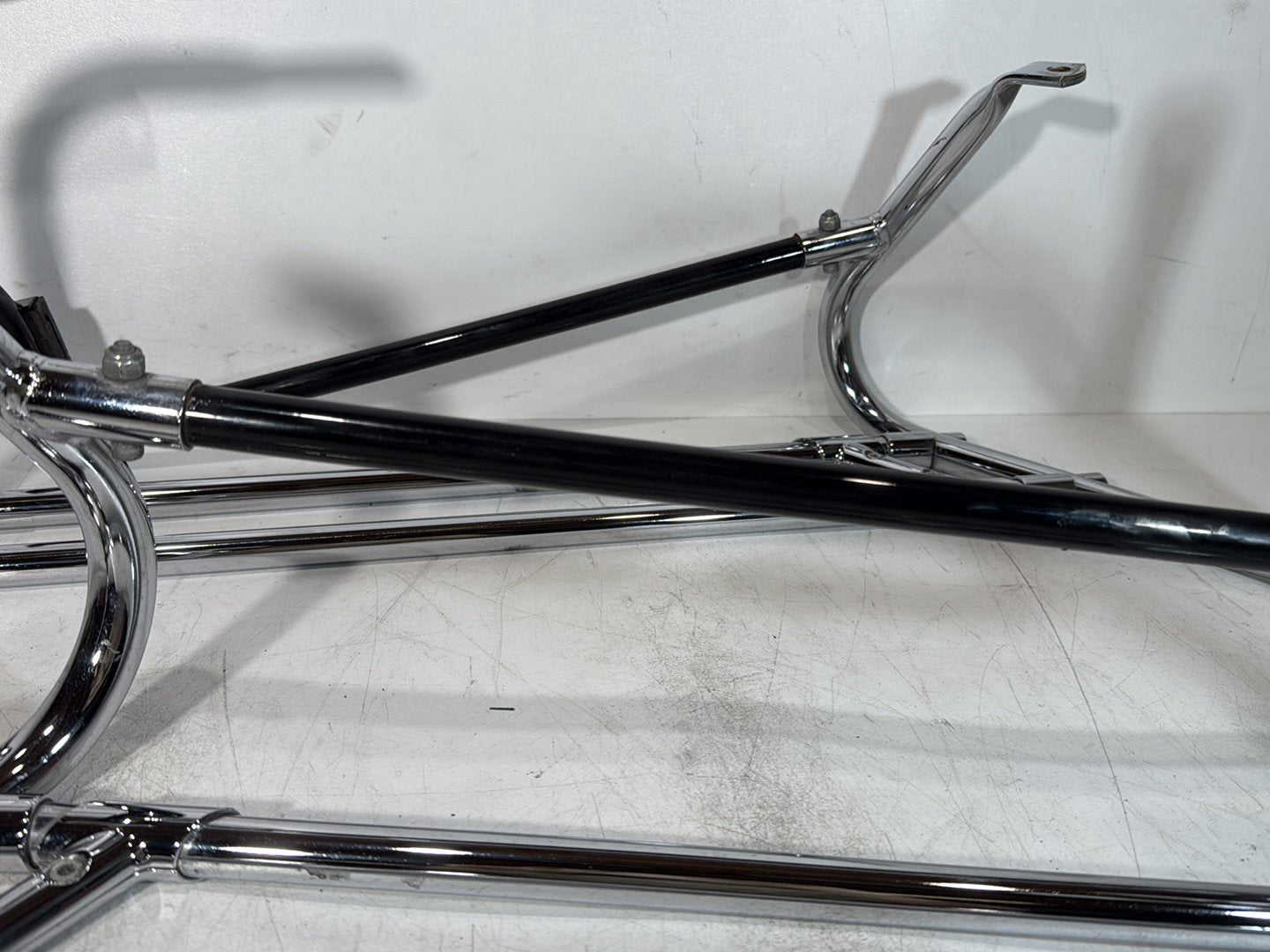2007 - 2012 Harley-Davidson Touring Electra Glide Ultra Rear Left Right Saddlebag Guard Rails Bar 49193-09