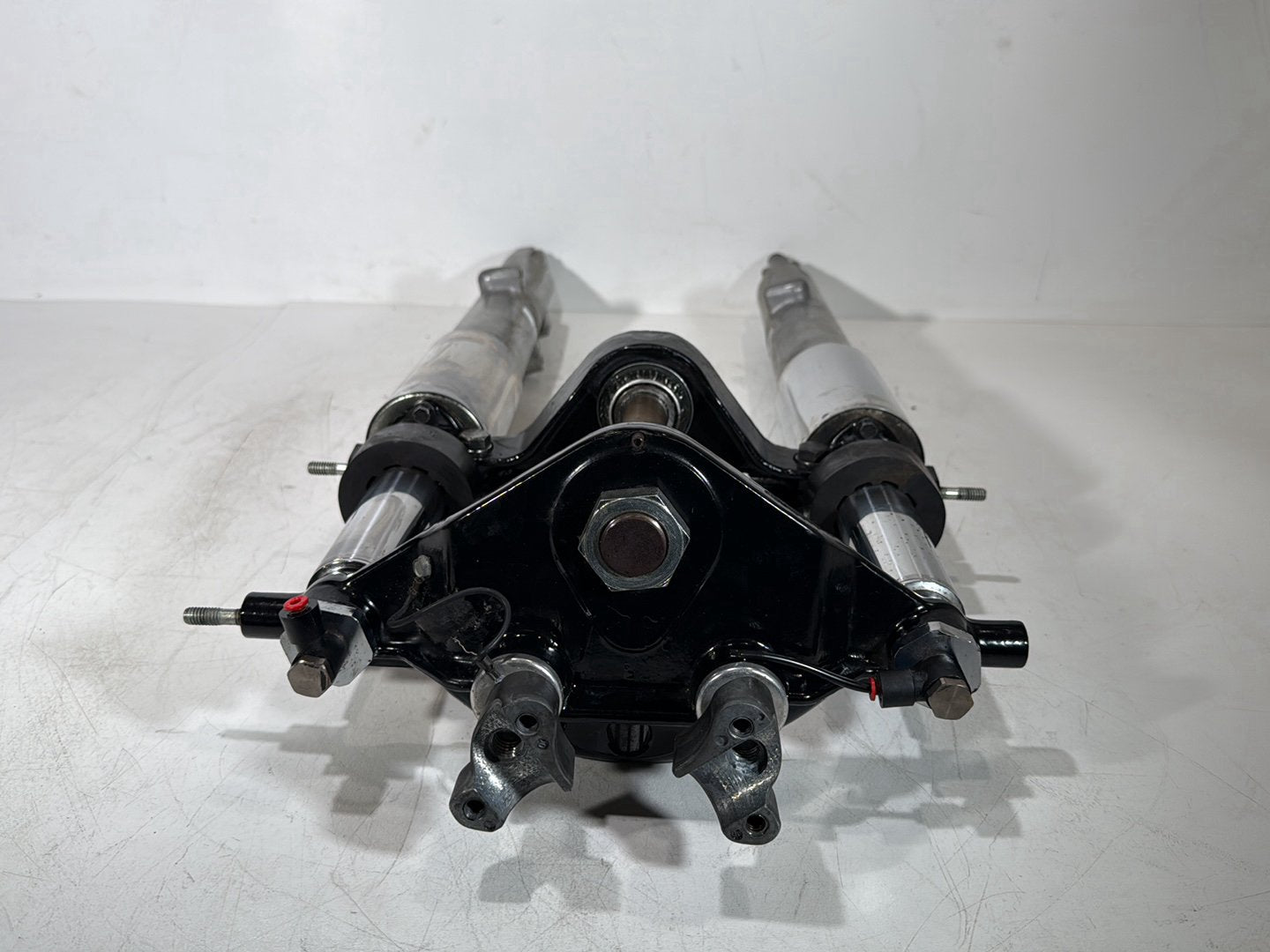 1999 - 2006 Harley-Davidson Touring Road King Police Front Triple Tree Set & LH RH Fork Legs Sliders 45446-87A