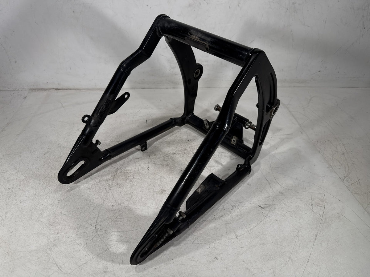2001 Harley Heritage Softail Classic FLSTC OEM Rear Fork Swingarm Swing Arm