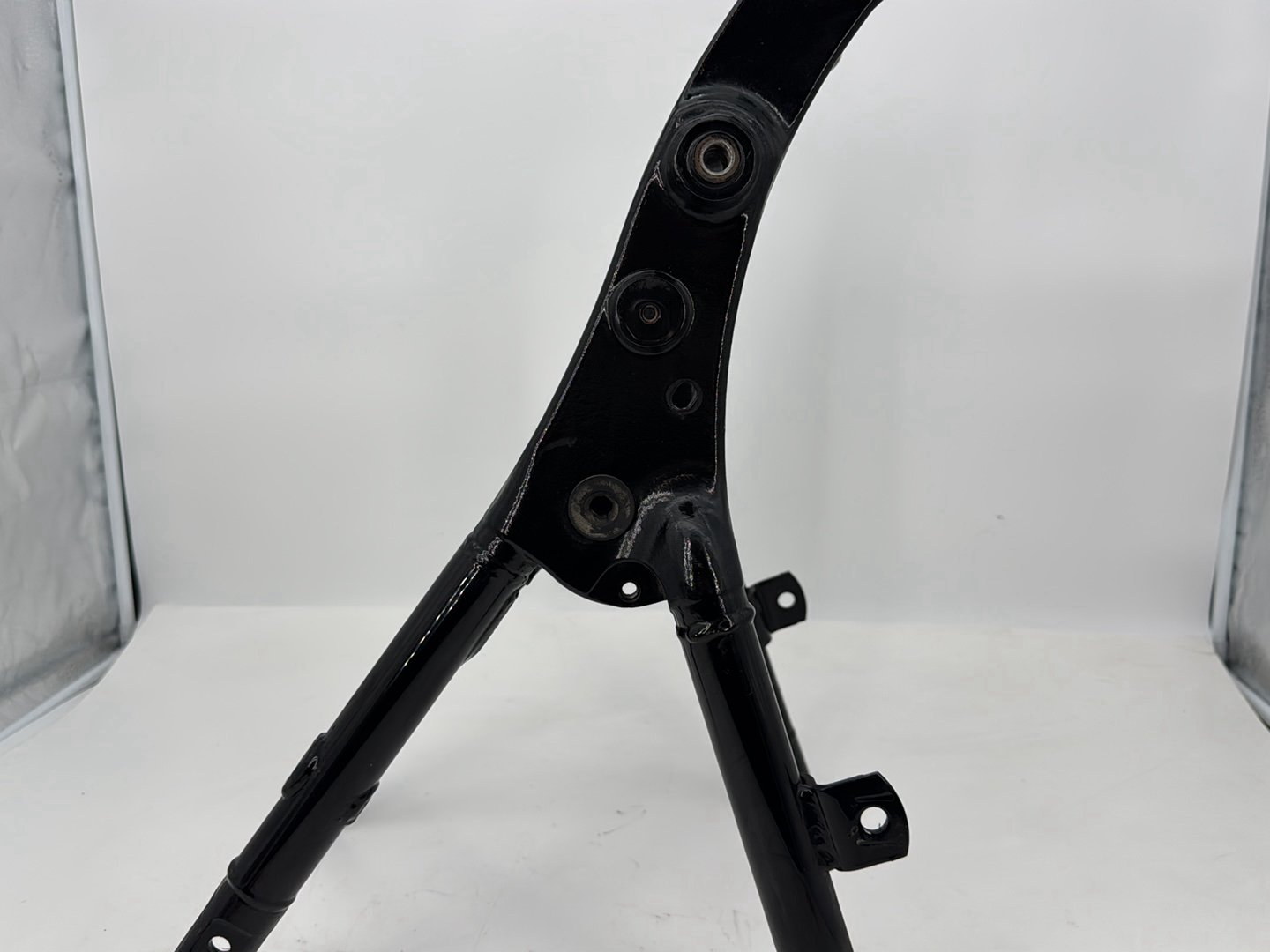 2007 - 2012 Harley-Davidson Touring Road Glide Rear Sub Frame Subframe Tail Rail 	48079-09BHP