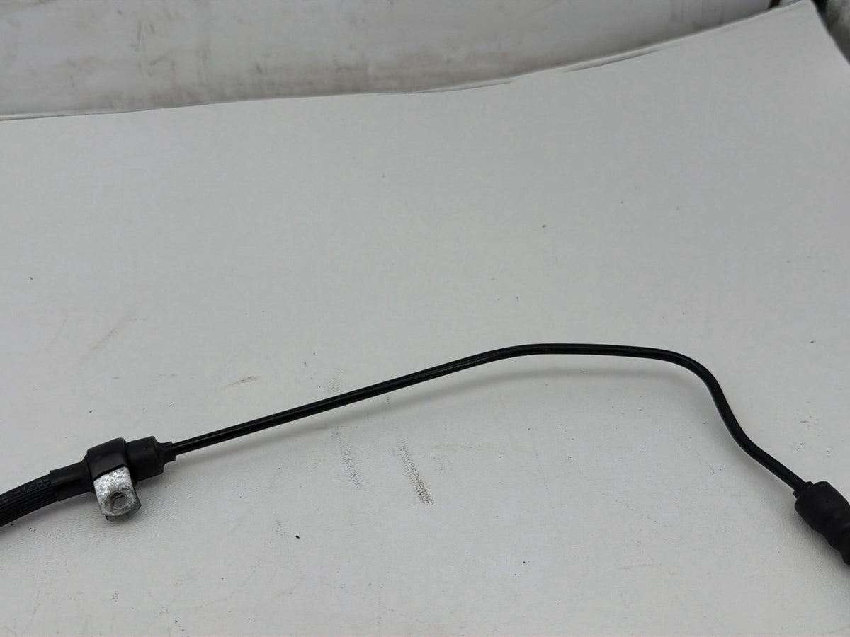 2007 Harley Dyna Street Bob FXDBI OEM Front Brake Hose Line Pipe