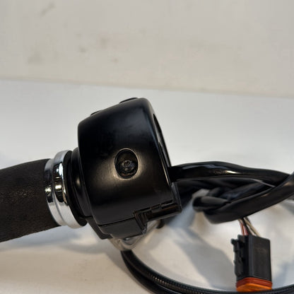 1986 - 2003 Harley-Davidson Sportster Hugger 883 Right Engine Start Kill Switches Controls  	71684-06A