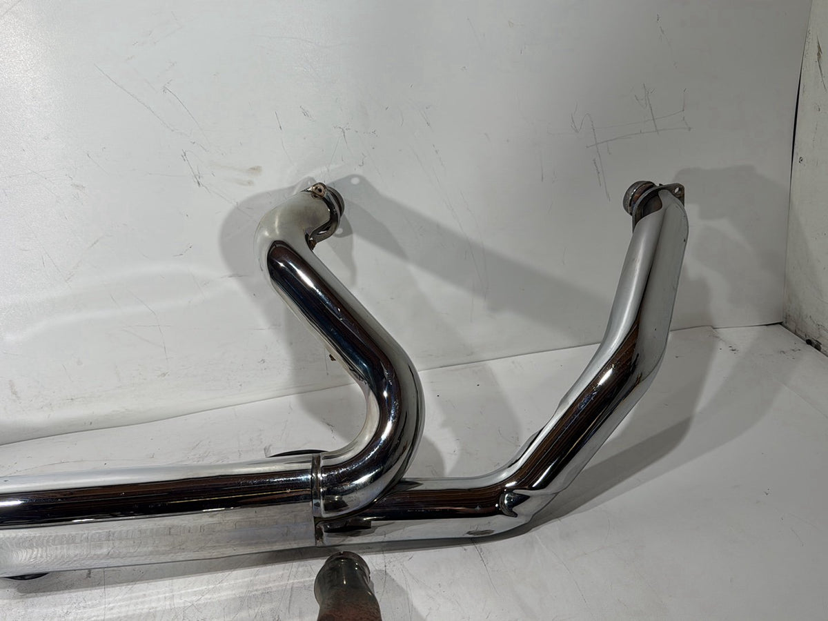 13 Harley Electra Glide Touring Ultra Exhaust Header Pipes Muffler Vance & Hines
