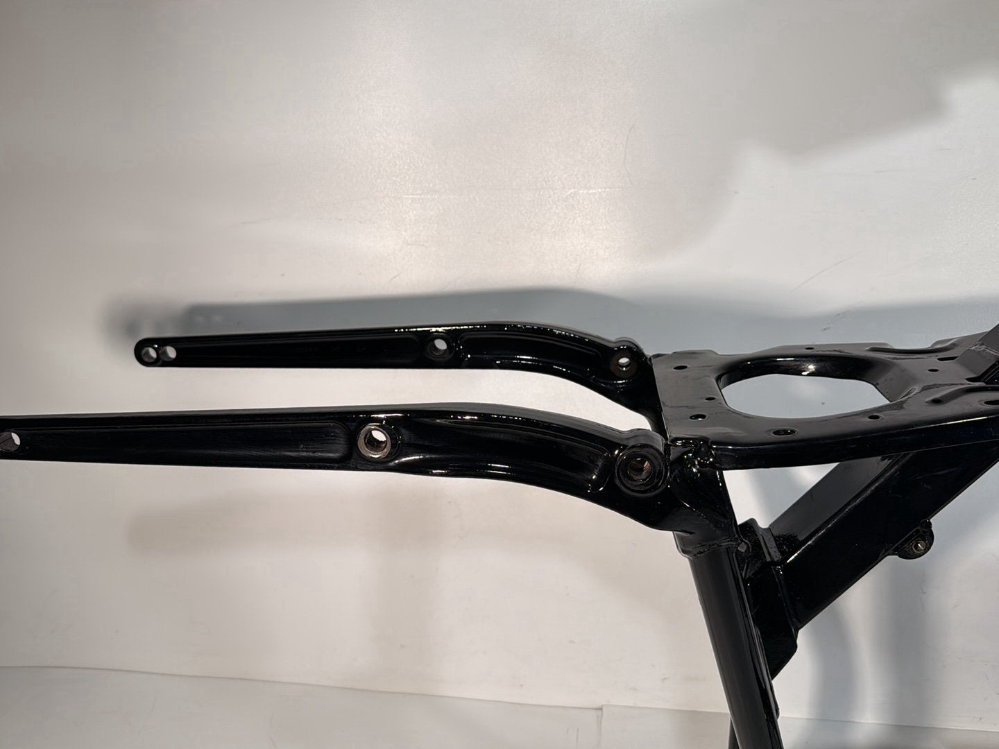 2007 - 2017 Harley-Davidson Dyna Super Glide Custom Body Main Frame Chassis SLVG 47463-06BHP