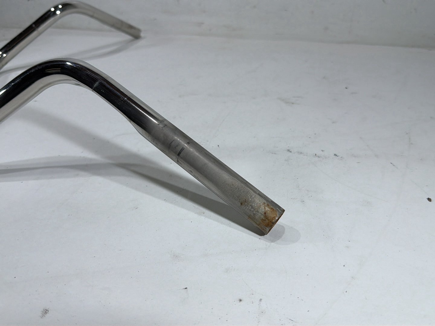 2009 Harley Street Glide Touring FLHX OEM Front Handlebars Handle Bars