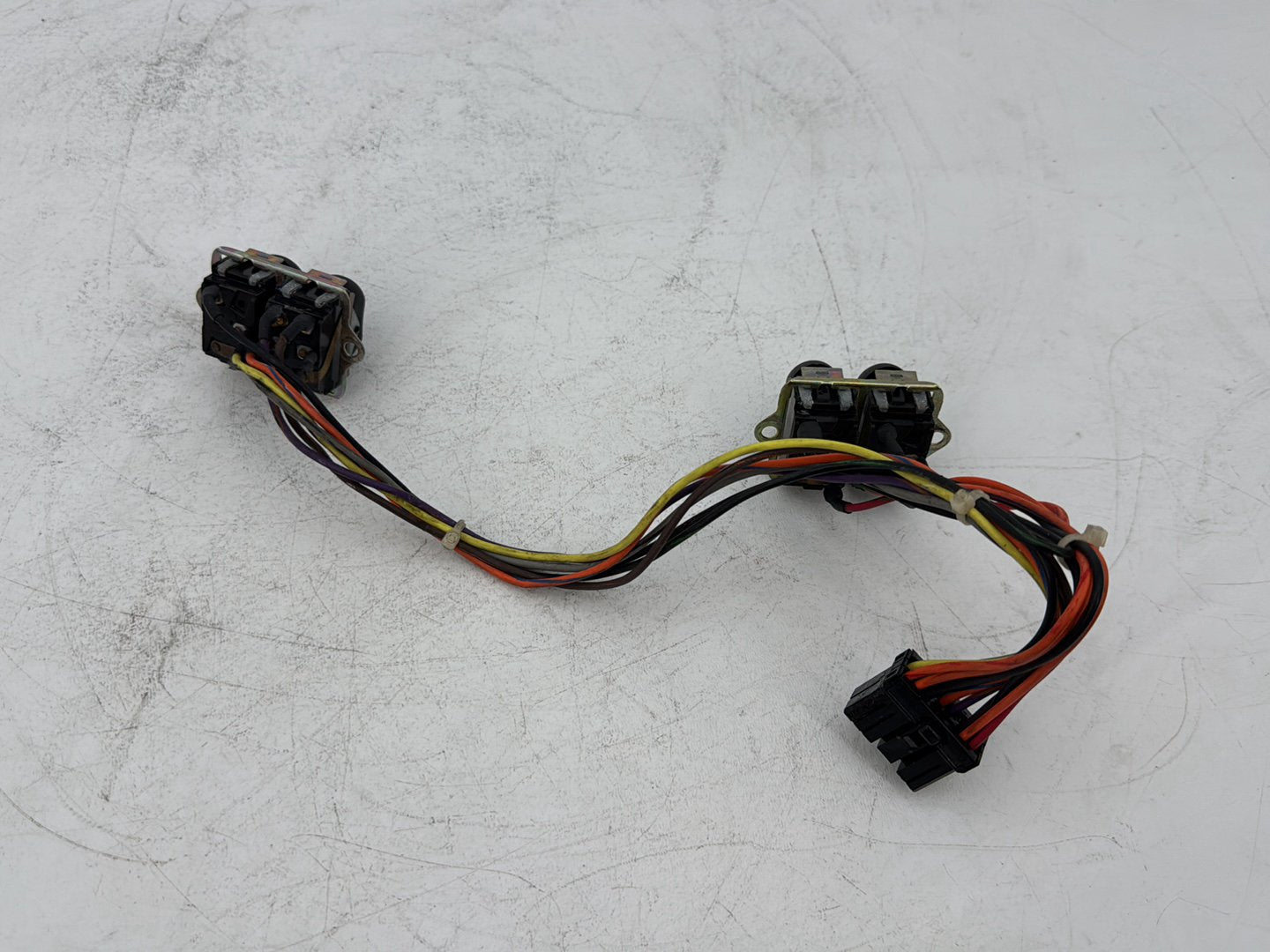 1999 - 2006 Harley-Davidson Touring Electra Glide Classic  Inner Fairing Wire Wiring Harness Switch 73162-96BK