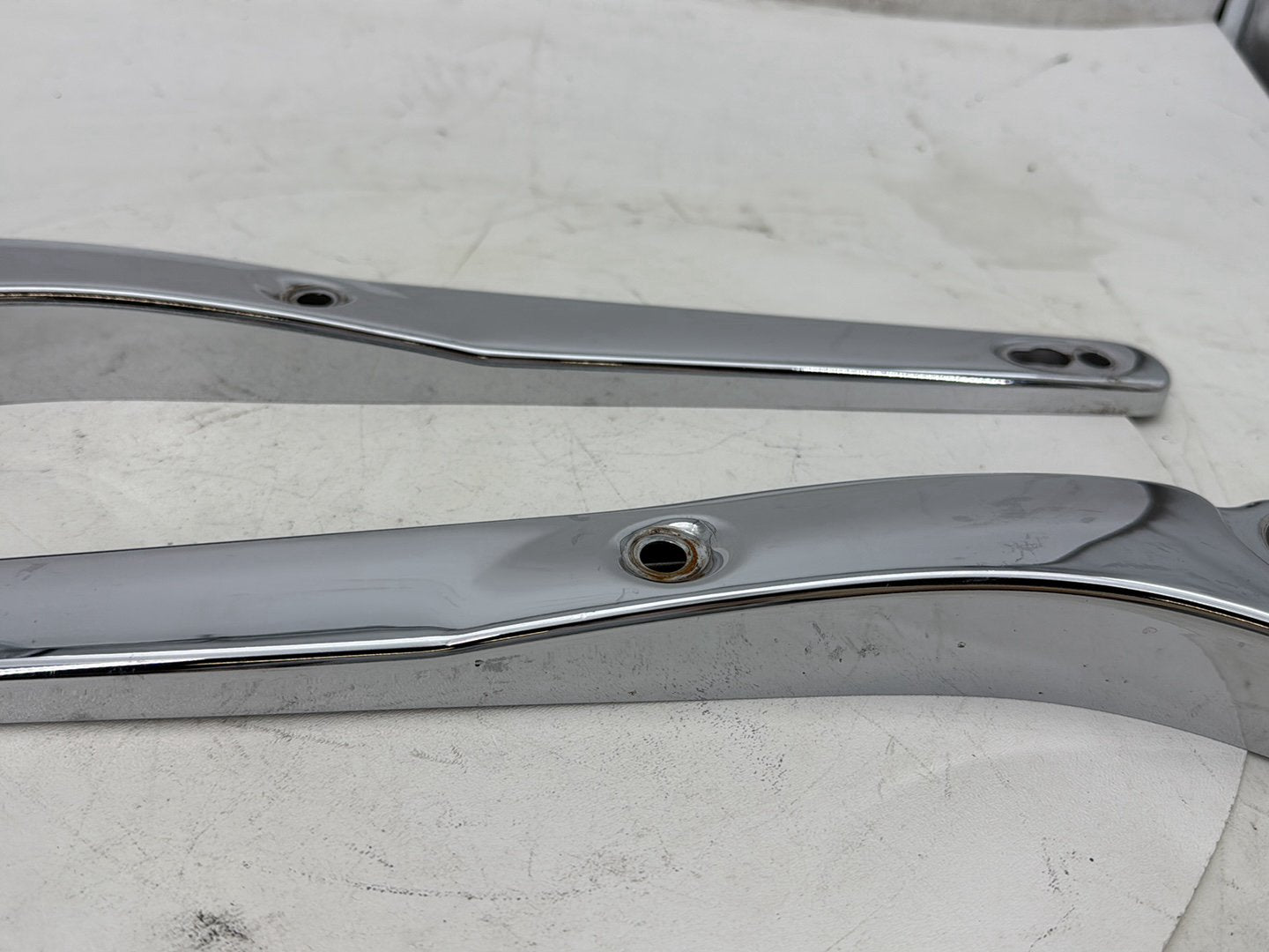 2006 Harley Dyna Super Glide Custom FXDCI OEM Rear Left Right Fender Struts Bracket