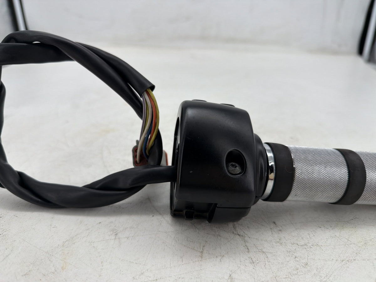 2001 Harley Softail Deuce FXSTD OEM Left Turn Signal Headlight Switches Controls