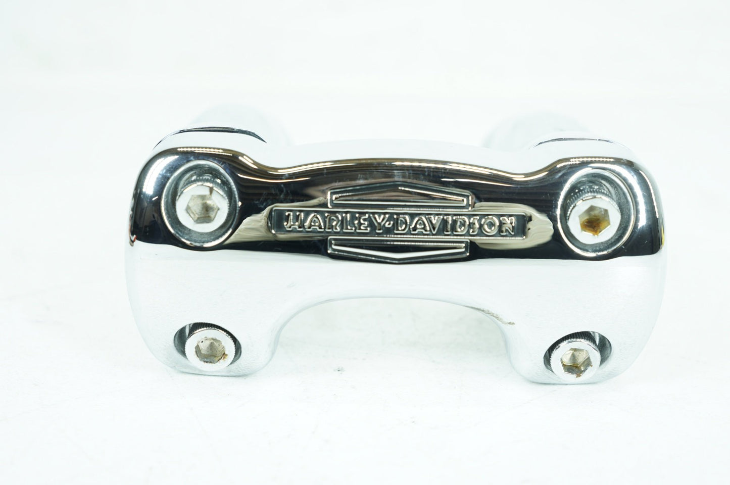 2007 - 2012 Harley-Davidson Softail Deluxe Front Handlebar Riser Top Clamp 55902-05