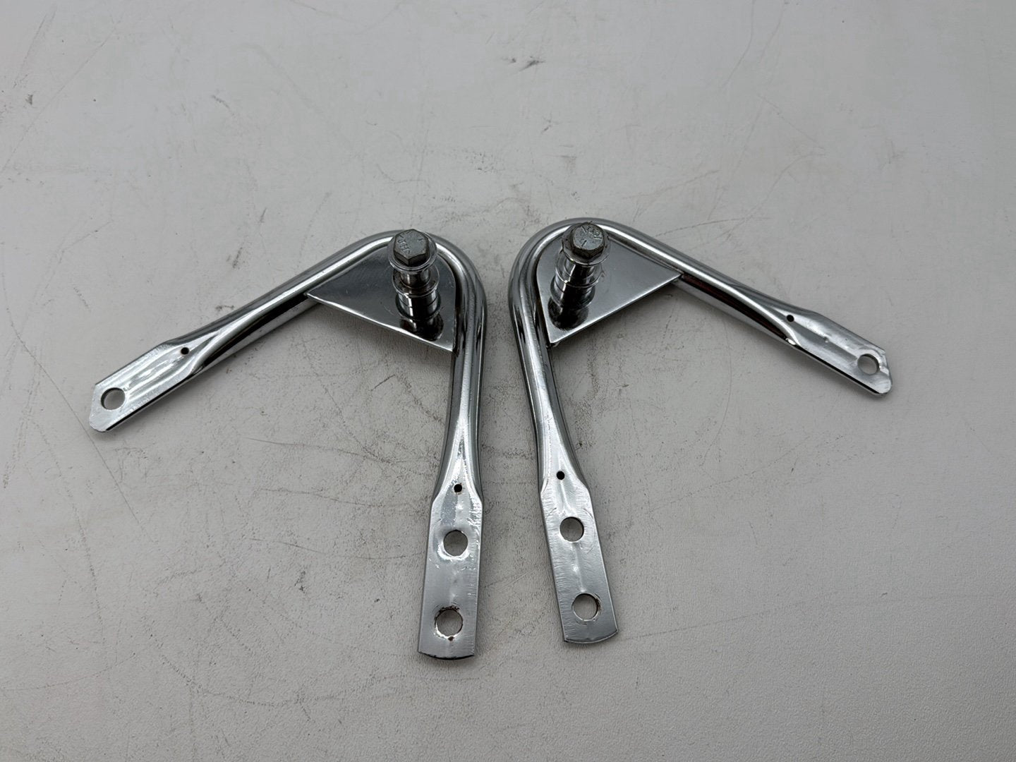 2007 Harley Touring FLHTP Electra Glide Police OEM Detachable Tour Pak Luggage Box Bracket