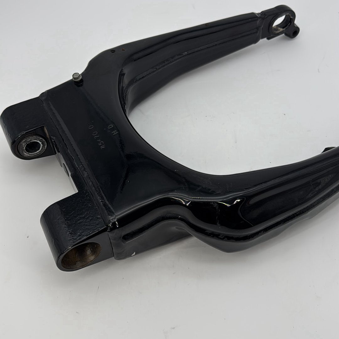 2008 - 2016 Harley-Davidson Touring Street Glide Rear Fork Swingarm Swing Arm  	47549-09