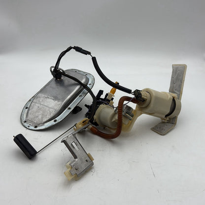 2007 - 2012 Harley-Davidson Dyna Street Bob Gas Gasoline Fuel Petrol Pump Sending  	61016-04B