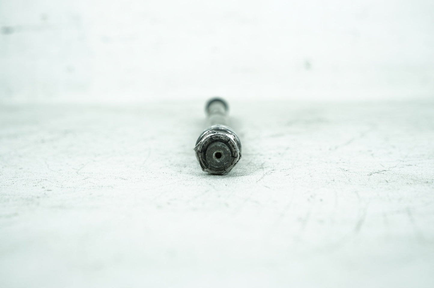 1999 - 2006 Harley-Davidson Touring Electra Glide Ultra Rear Fork Swingarm Pivot Bolt Shaft 47492-89A