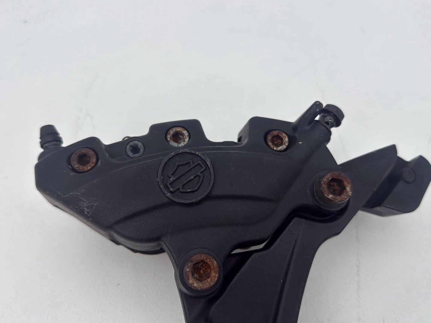 2007 - 2011 Harley-Davidson Touring Street Glide Rear Back Brake Caliper w/ Bracket 	44080-08B