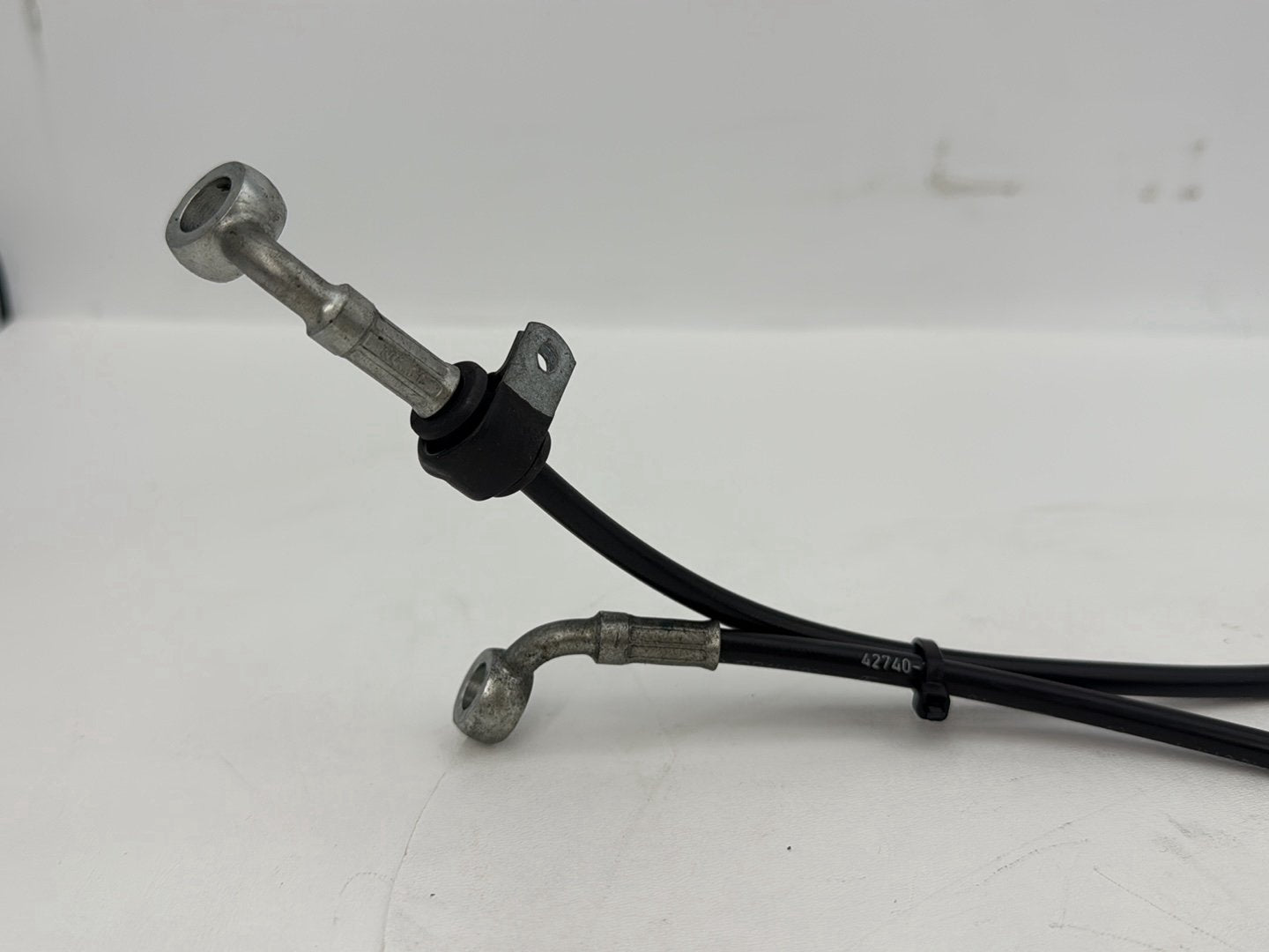 2007 - 2017 Harley-Davidson Dyna Wide Glide Front Brake Hose Line Pipe NON-abs 42740-10