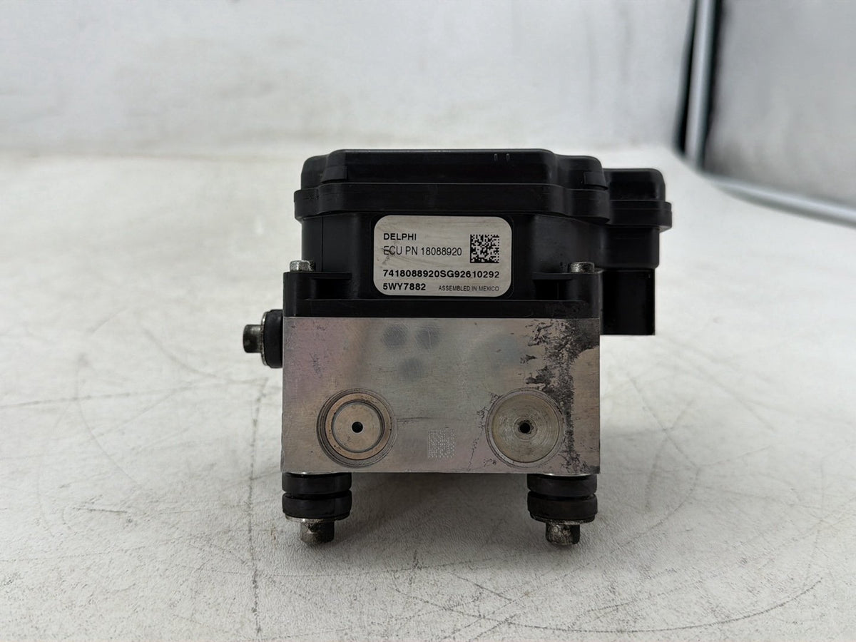 2010 Harley Electra Glide Touring Ultra OEM ABS Brake Pump & Control Module