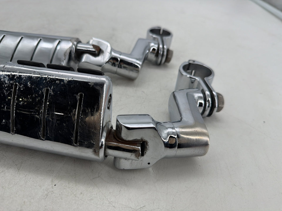 01 Harley Heritage Softail Front Right Left Highway Foot Pegs Kuryakyn 7993