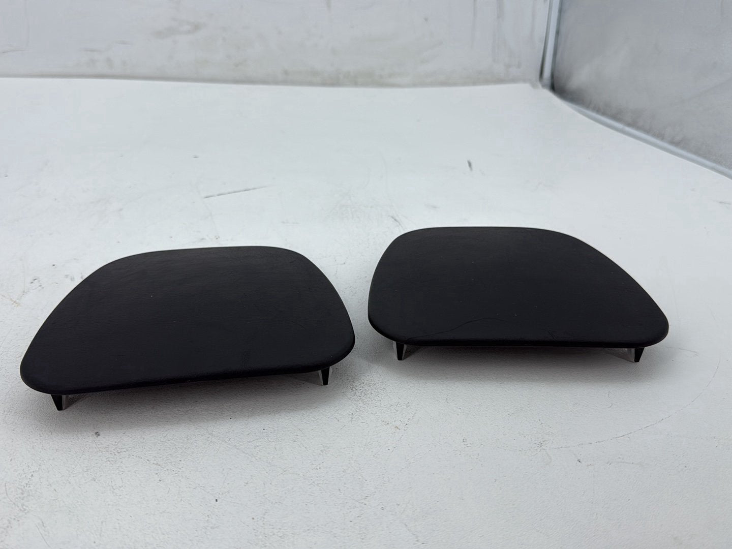 2014 Harley Electra Glide Touring CVO Screamin Eagle OEM Right & Left Lower Leg Fairing Cap Covers