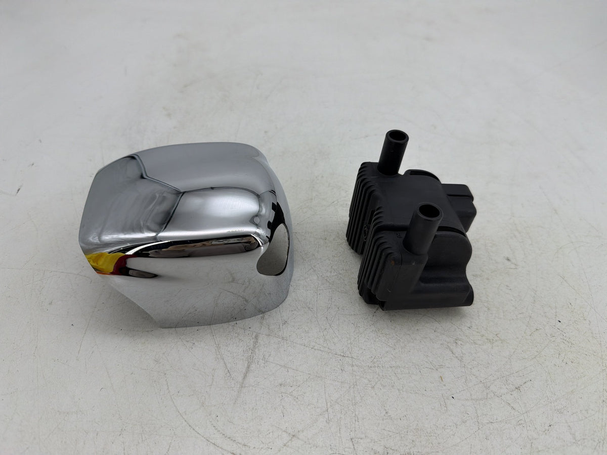 06 Harley Softail Deuce FXSTDI OEM Ignition Coil Spark Igniter w/ Cover 31655-99
