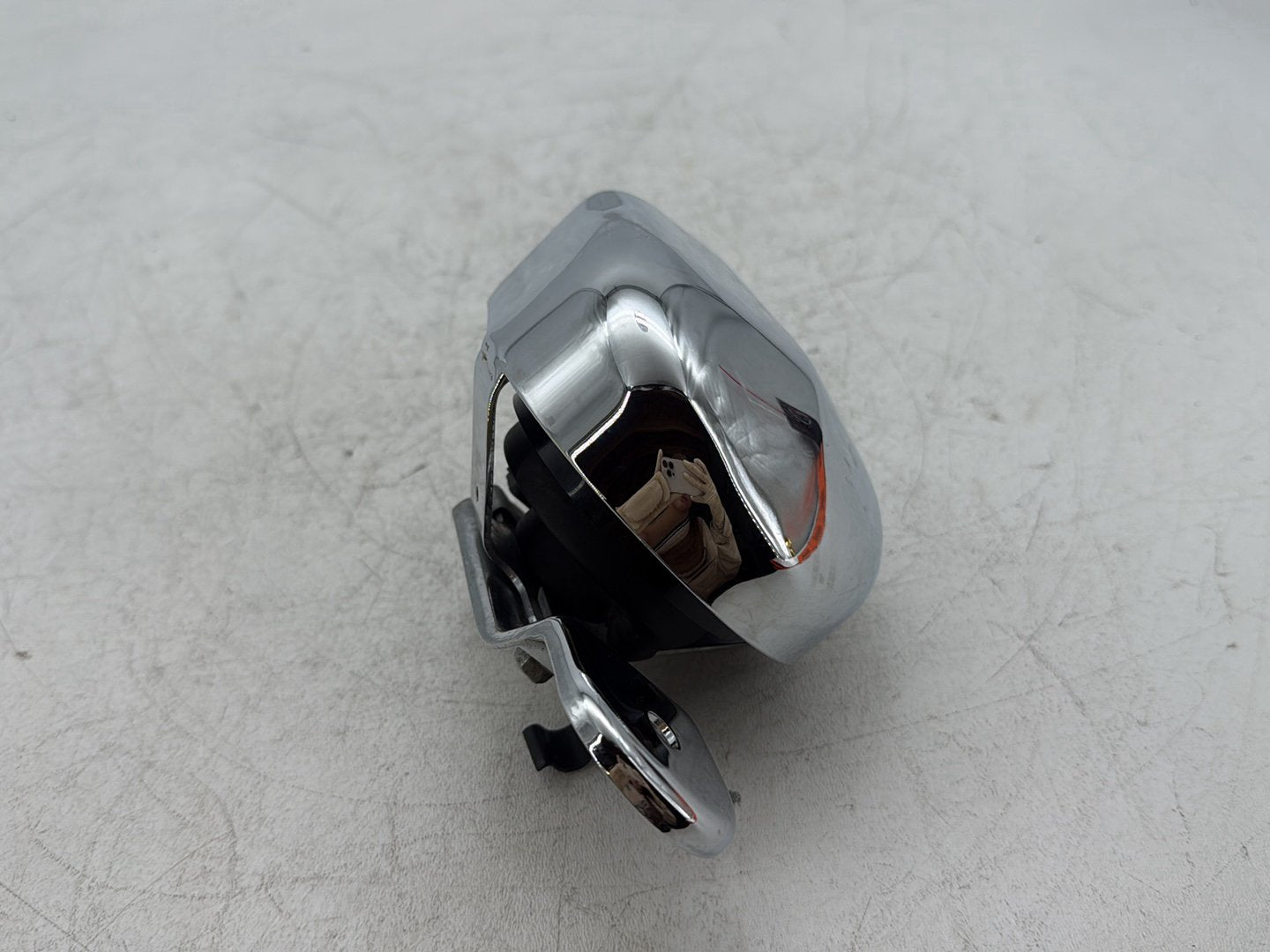 2010 Harley Road King Touring Classic OEM Horn Signal Klaxon Chrome Cover