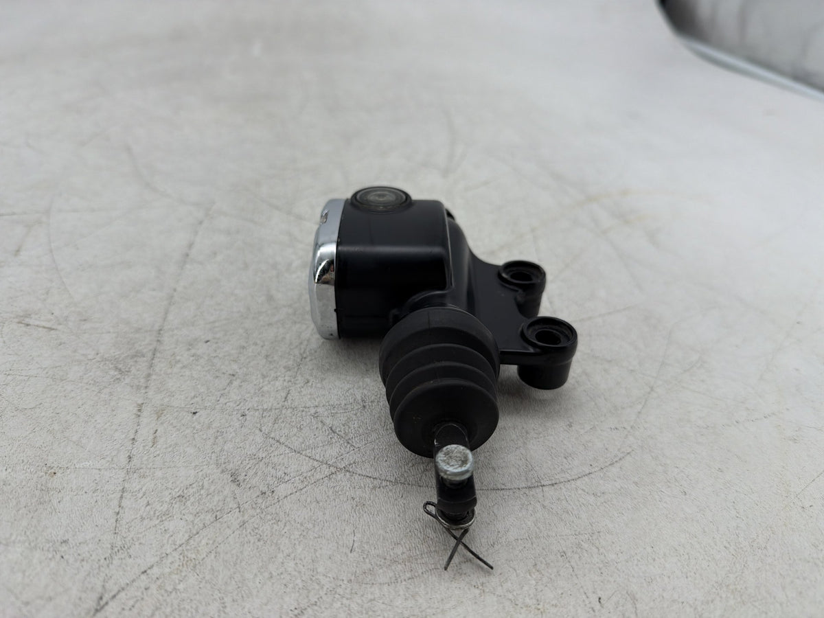 2009 Harley Electra Glide Touring CVO Eagle Rear Brake Master Cylinder Reservoir
